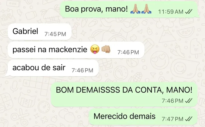 Print de WhatsApp de aluno: 'Gabriel, passei na Mackenzie, acabou de sair'